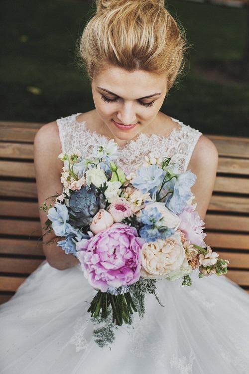 Букет невесты из одного цветка. Модный свадебный букет 2019-2020: тенденции флористики