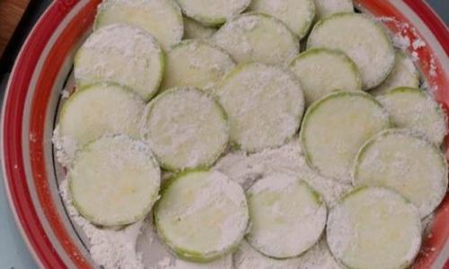 Быстрые и вкусные жареные кабачки на сковороде — 5 простых рецептов