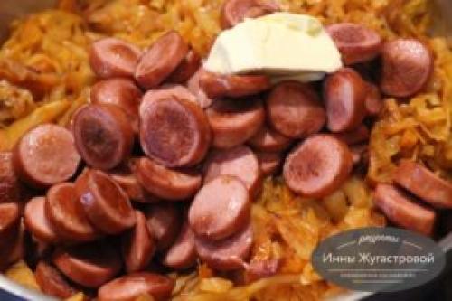 Солянка из красной капусты. Солянка из капусты с сосисками и оливками