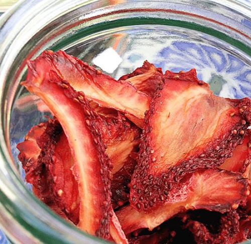 Сушка ягод в духовке с конвекцией. Как и сколько сушить ягоды, плоды шиповника в электросушилке?