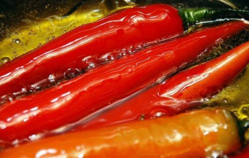 Как переработать горький перец на зиму. Горький перец на зиму: рецепты приготовления заготовок