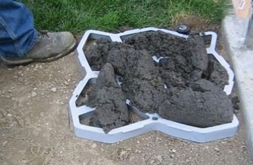 Форма для заливки садовых дорожек 02