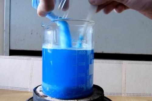 Чем обрабатывать осенью яблони. Как опрыскивать яблоню и другие плодовые деревья осенью: правила и рекомендации 04 Чем обрабатывать осенью яблони. Как опрыскивать яблоню и другие плодовые деревья осенью: правила и рекомендации 04