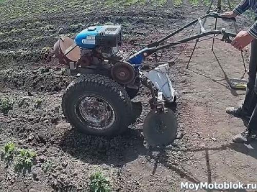 Как вспахать огород мотоблоком. Вспашка мотоблоком: устройства и правила работы 04