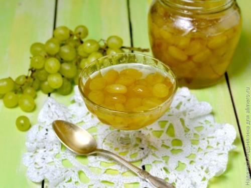 Заготовки из незрелого винограда. 