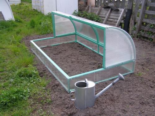 Как сделать парник для помидор своими руками. Как сделать парник своими руками