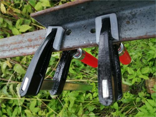 Шпалера для малины из дерева. Шпалера для малины своими руками. Част. Делаю простые опоры из уголка.