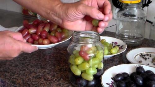 Соус из незрелого винограда. Популярные рецепты соусов из винограда