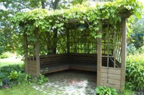 Беседка своими руками из винограда. Сооружение из труб 10