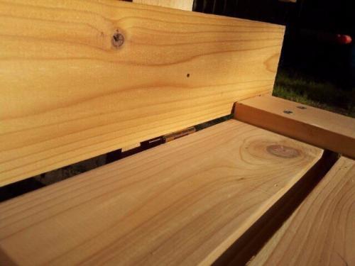 Детская песочница с крышкой и скамейкой 04