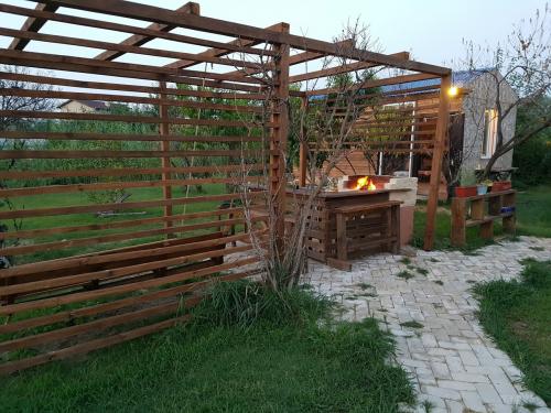 Место отдыха на участке 02