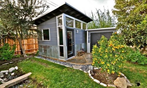 Оригинальные и практичные дачные домики 04