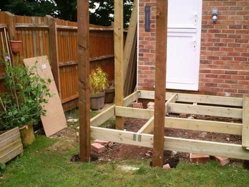 Деревянная площадка к дому своими руками 03