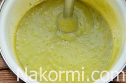 Суп из брокколи и цветной капусты с сыром. Приготовление