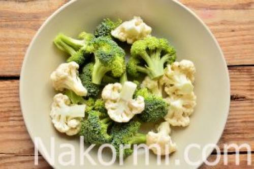 Суп из брокколи и цветной капусты с сыром. Приготовление