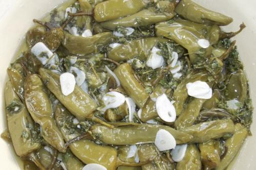 Перец горький соленый на зиму простой рецепт. Как засолить горький перец: лучшие рецепты с пошаговым приготовлением