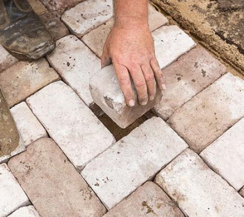 Как сделать небольшую площадку 05