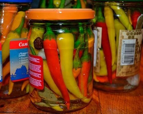Как солить перец на зиму. Как засолить горький перец на зиму: рецепты