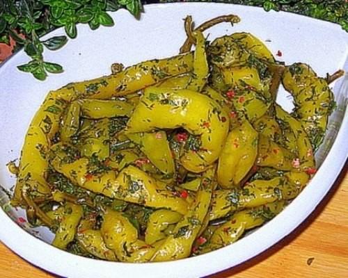 Как солить перец на зиму. Как засолить горький перец на зиму: рецепты