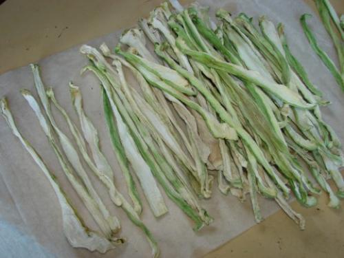 Кабачки вяленые на зиму. Кабачки вяленые: мастер-класс