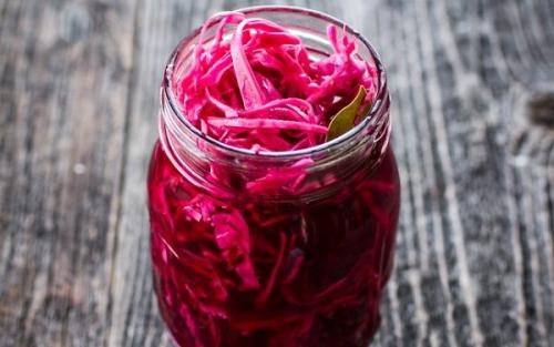 Краснокочанная капуста на зиму. Заготовка салатов из краснокочанной капусты на зиму