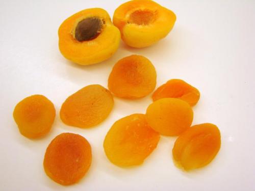 Как сушить абрикосы в духовке с конвекцией. Рецепт