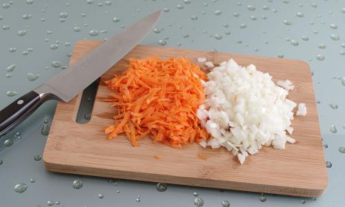 Тушеная пекинская капуста с кабачком. Как приготовить рагу из капусты и кабачков — рецепт постного овощного рагу с кабачками и капустой с пошаговыми фото