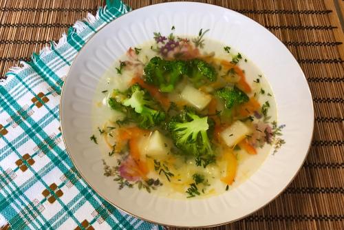 Постный суп пюре из брокколи и цветной капусты. Суп из брокколи диетический и постный