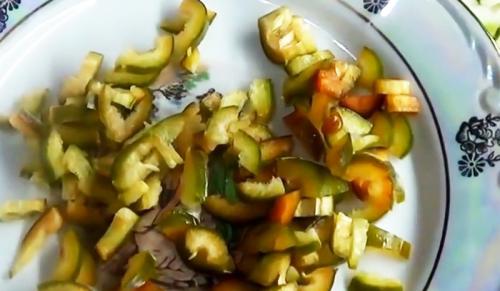 Вяленые кабачки в домашних условиях. Рецепт приготовления с пошаговыми фото вяленых кабачков в духовке на зиму в домашних условиях 18 Вяленые кабачки в домашних условиях. Рецепт приготовления с пошаговыми фото вяленых кабачков в духовке на зиму в домашних условиях 18