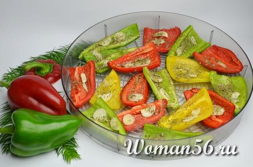 Вяленый болгарский перец. Вяленый перец на зиму