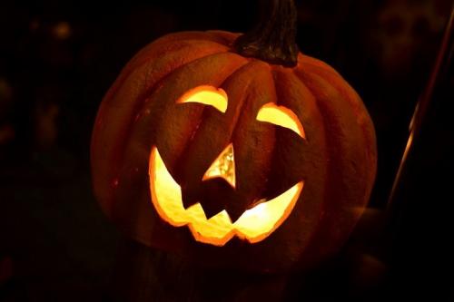 Поделки из тыквы на Хэллоуин. Тыква на Хэллоуин