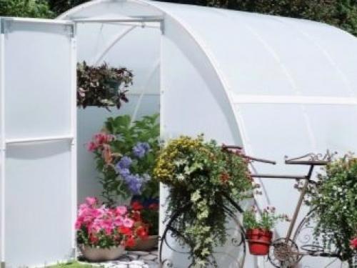 Теплица своими руками из поликарбоната и пластиковых труб. Поликарбонат и пластиковый каркас 03 Теплица своими руками из поликарбоната и пластиковых труб. Поликарбонат и пластиковый каркас 03