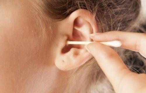 Можно ли капать в ухо борную кислоту в ухо. Серная пробка 01 Можно ли капать в ухо борную кислоту в ухо. Серная пробка 01