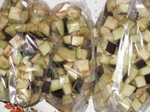 Как заморозить помидоры и перец на зиму. Как заморозить овощи: кабачки, баклажаны, сладкий перец, помидоры, цветная капуста