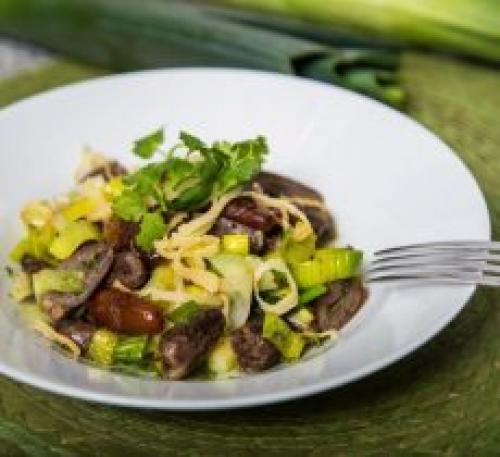 Лук порей польза. Лук-порей: польза и вред для организма