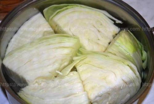 Капуста в бочке кусками. Засолка капусты крупными кусками