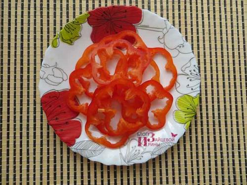 Как заморозить перцы на зиму свежими. Как правильно заморозить болгарский перец на зиму кусочками в домашних условиях?