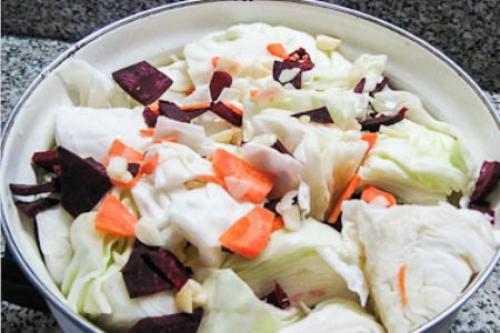 Как заготовить морковь и свеклу на зиму. Салат из свеклы и моркови с чесноком на зиму