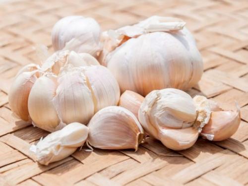 Калорийность жареного чеснока. Состав и калорийность чеснока