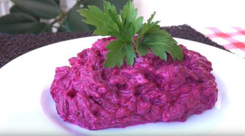 Свекла в сыром виде рецепты. Как приготовить полезный и вкусный салат из свежей свеклы — топ 5 домашних рецептов