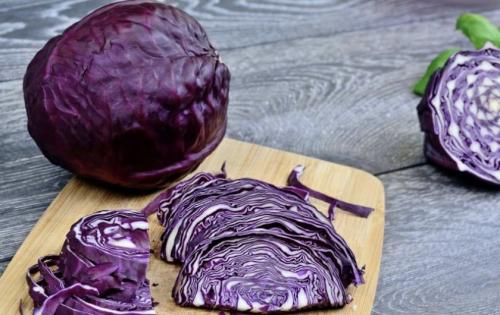 Тушеная красная капуста польза. Вред и полезные свойства