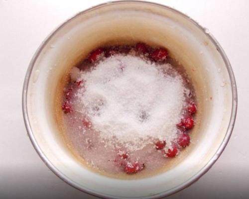 Варенье из кизила пальчики оближешь: простой рецепт