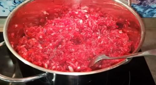 Свекла на зиму. Вкусный салат на зиму из свёклы с яблоками — пальчики оближешь