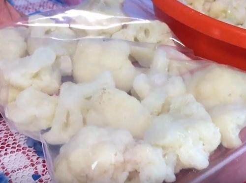 Можно ли морозить капусту белокочанную на зиму. Как заморозить цветную капусту на зиму в домашних условиях?