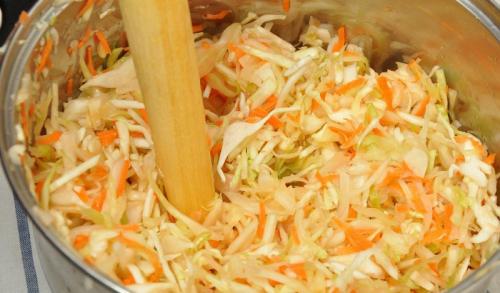 В какие дни квасят капусту на зиму. Когда квасить капусту в 2019 году