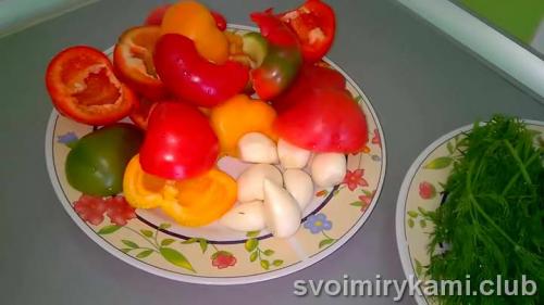 Квашеные зеленые помидоры с начинкой. Вкусные квашеные зеленые помидоры