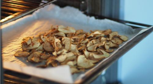 Как сушить яблоки в домашних условиях в духовке. Подробное описание процесса 02