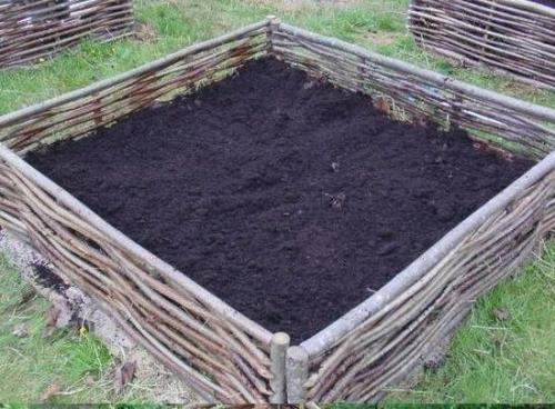 Вариант приподнятой грядки 06