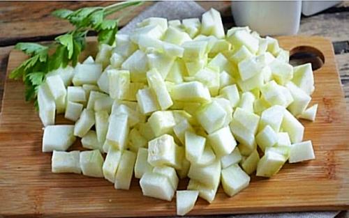 Икра из кабачков на зиму простой рецепт. Икра из кабачков кусочками — простой рецепт на зиму