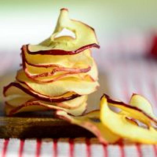 Сушеные яблоки в микроволновке. Как сушить яблоки в микроволновке?